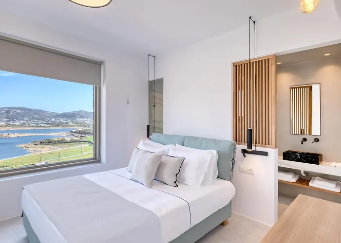 Panormos Bay Luxury Hotel