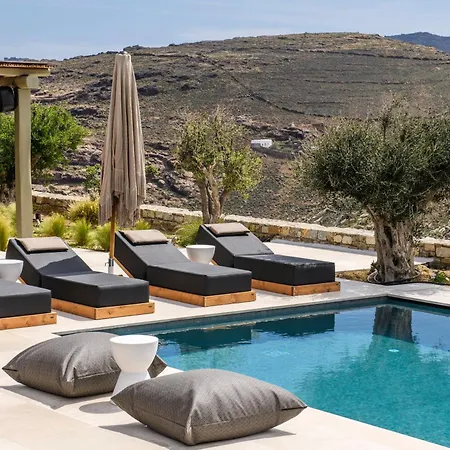 Panormos Bay Luxury מלון 5*