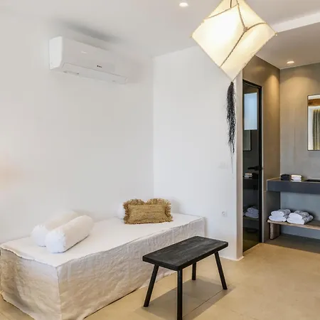 Panormos Bay Luxury