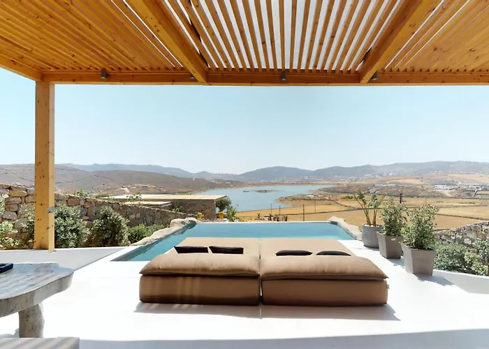 Otel Panormos Bay Luxury