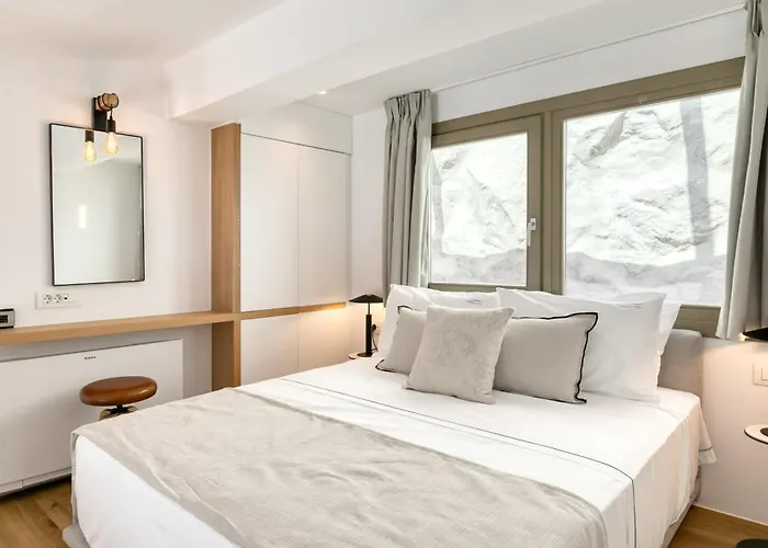 Otel Panormos Bay Luxury