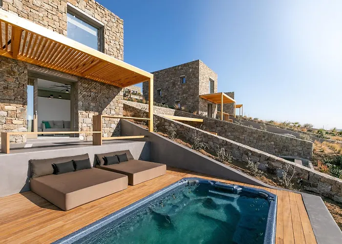 Panormos Bay Luxury מלון 5*