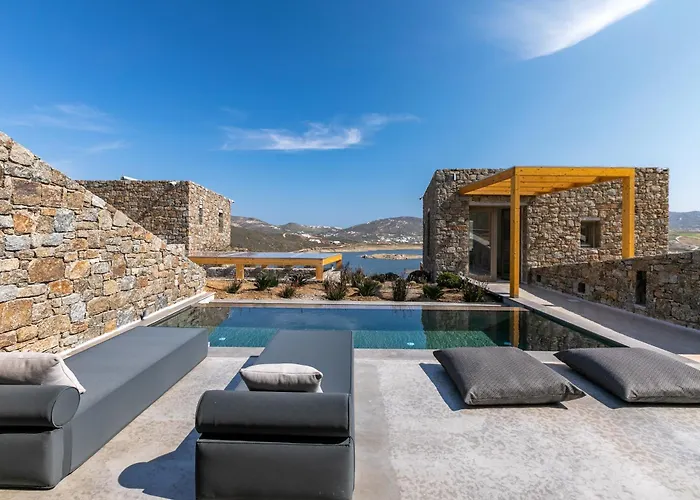 מלון Panormos Bay Luxury