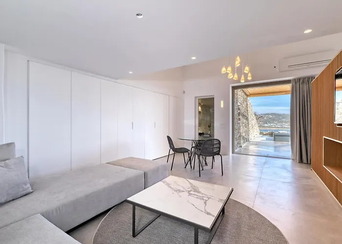 מלון Panormos Bay Luxury 5*