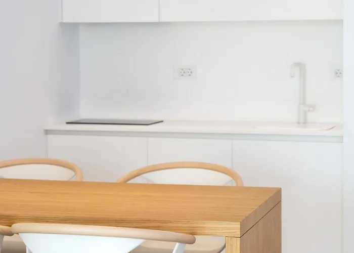 Panormos Bay Luxury מלון